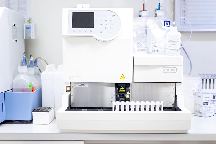 糖尿病検査器（全自動血糖・HbA1c迅速測定器）